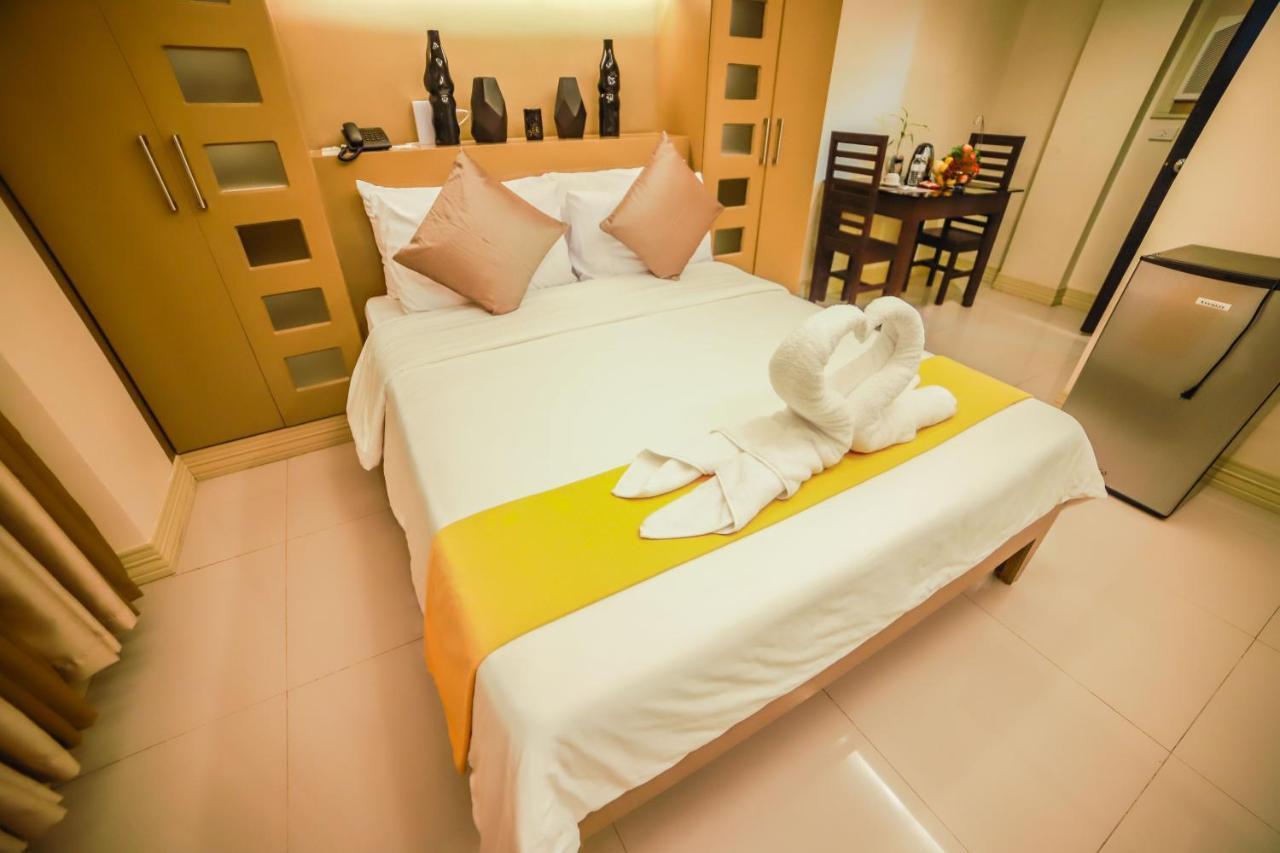 Palayan City Villa Esmeralda Bryan'S Resort Hotel And Restaurant מראה חיצוני תמונה