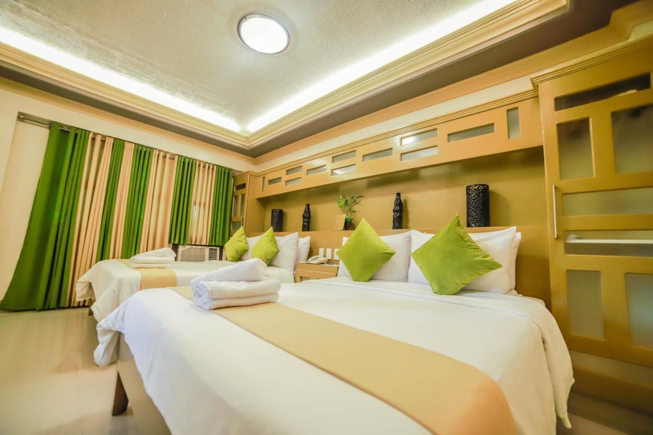 Palayan City Villa Esmeralda Bryan'S Resort Hotel And Restaurant מראה חיצוני תמונה