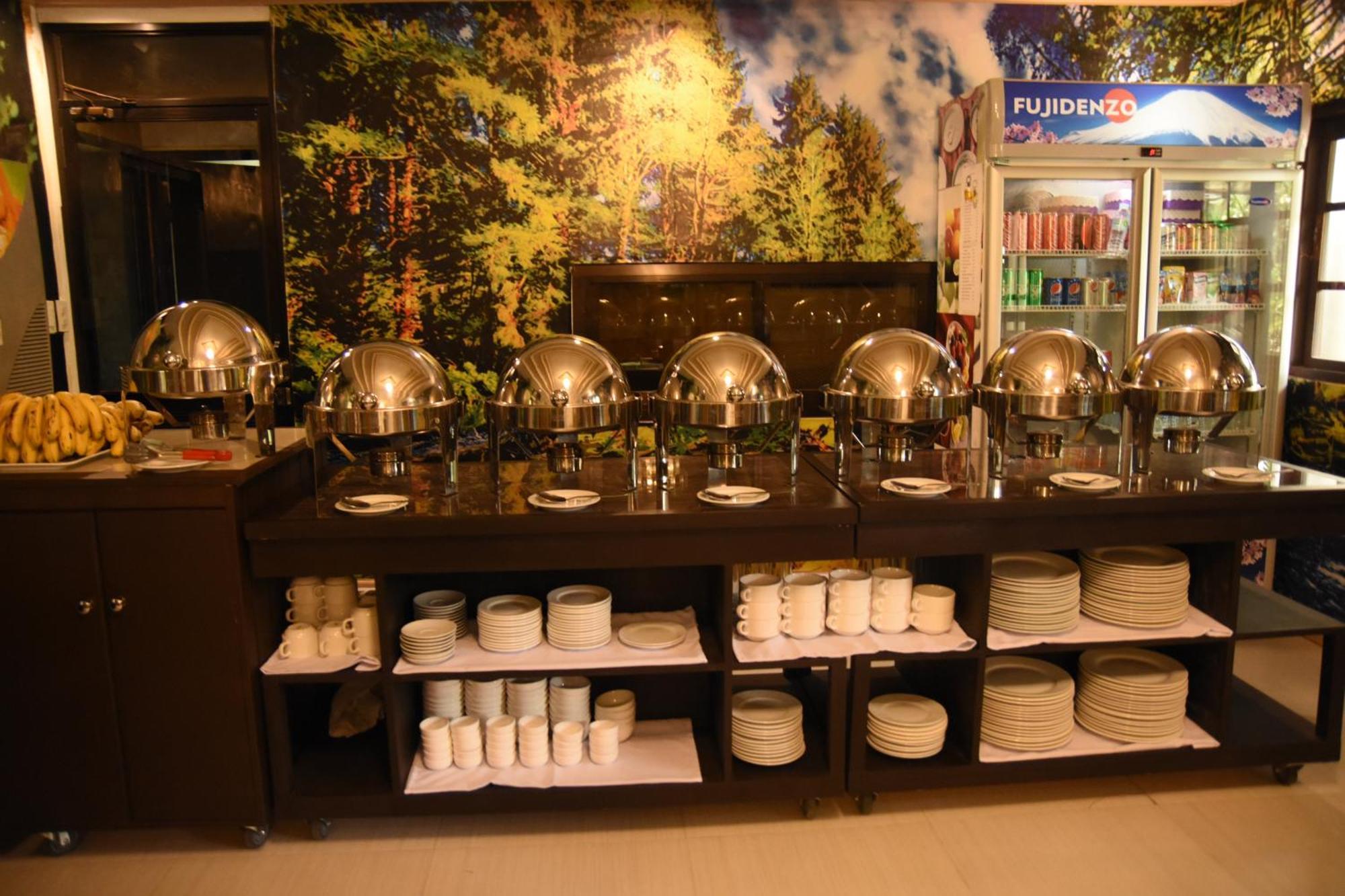 Palayan City Villa Esmeralda Bryan'S Resort Hotel And Restaurant מראה חיצוני תמונה