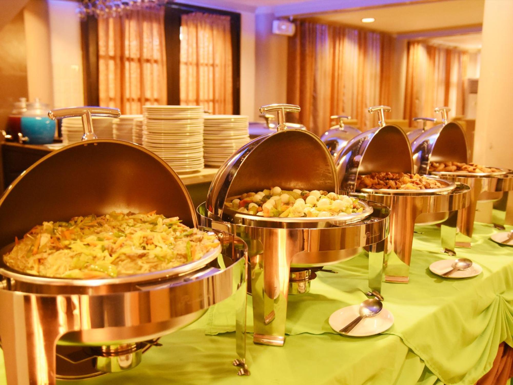 Palayan City Villa Esmeralda Bryan'S Resort Hotel And Restaurant מראה חיצוני תמונה